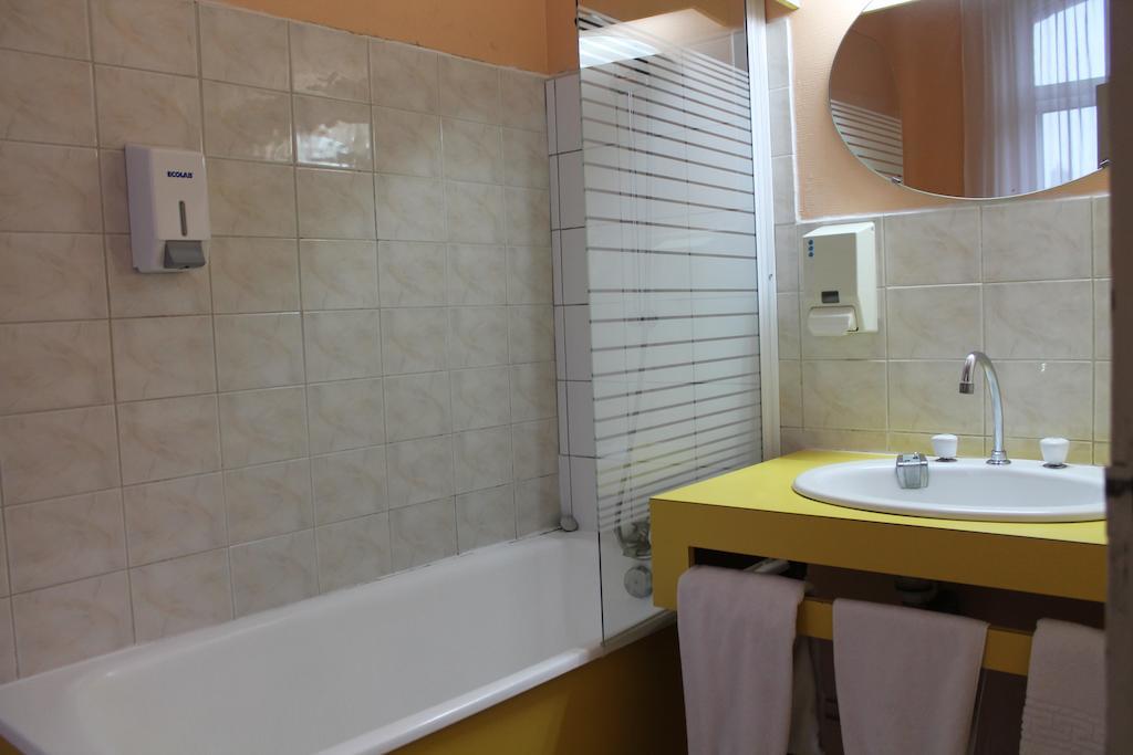 Hotel Napoleon Cherbourg-en-Cotentin Rum bild